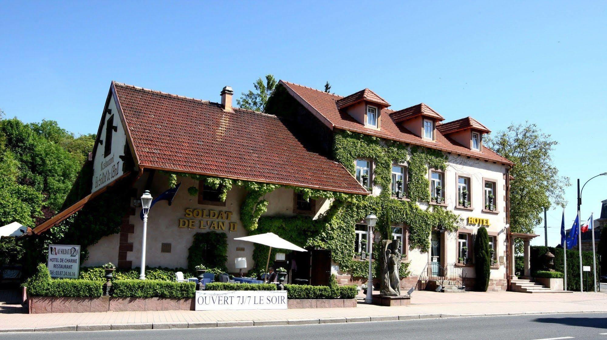 Hotel L'An2 Phalsbourg Exterior foto